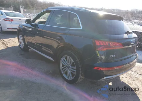 2018 Audi Q5 2.0T Premium/2.0T Tech Premium z USA, uszkodzony, nr VIN WA1CNAFY0J2242336